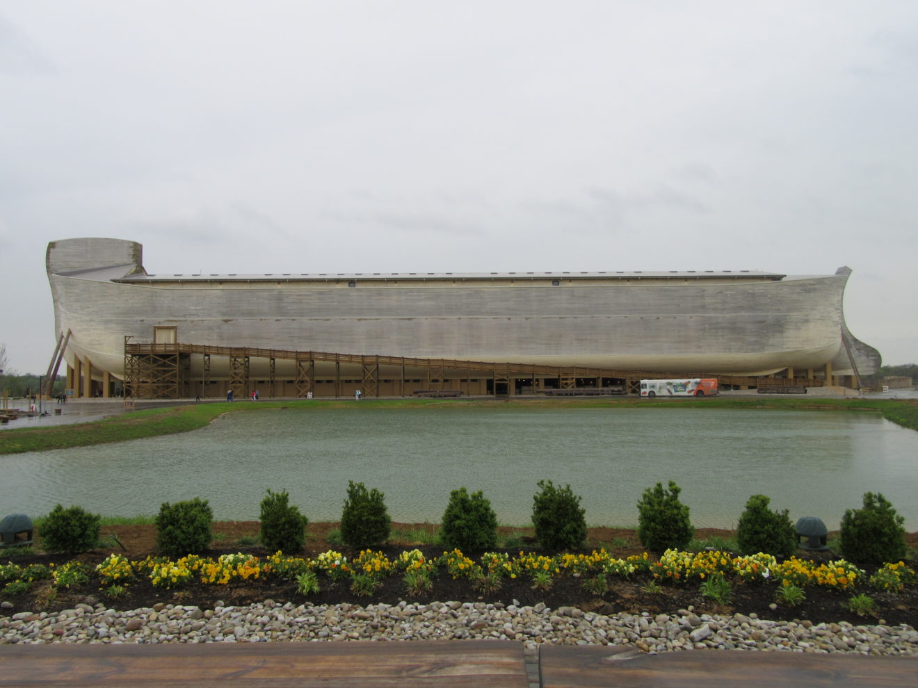 Besuchen Sie die Arche Noah im Originalma stab nachgebaut